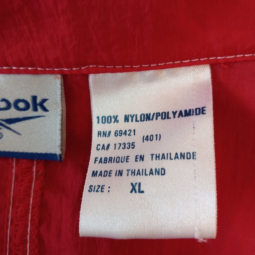 Reebok Women's Windbreaker/Light Weight Jacket - Picture 6 of 6